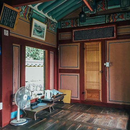 Hotel Nongamjongtaek à Andong Extérieur photo