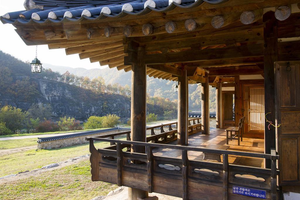 Hotel Nongamjongtaek à Andong Extérieur photo